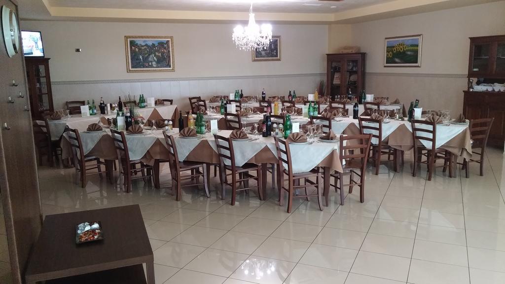 La Piana Hotel Tito المظهر الخارجي الصورة