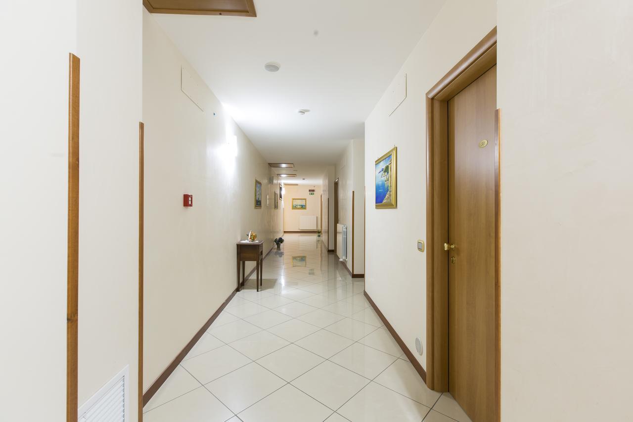 La Piana Hotel Tito المظهر الخارجي الصورة